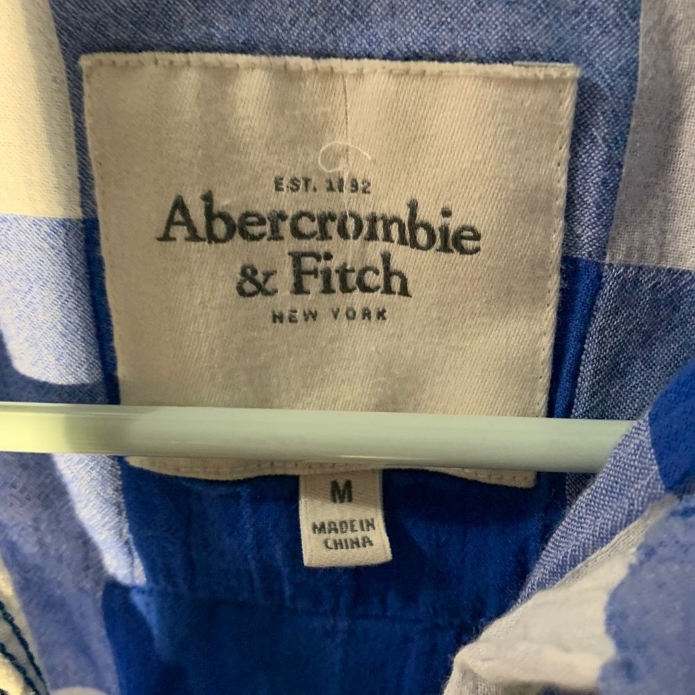 Abercrombie & Fitch Womens Plaid Button Down Shirt Size M Blue Long Sleeve - Picture 3 of 7